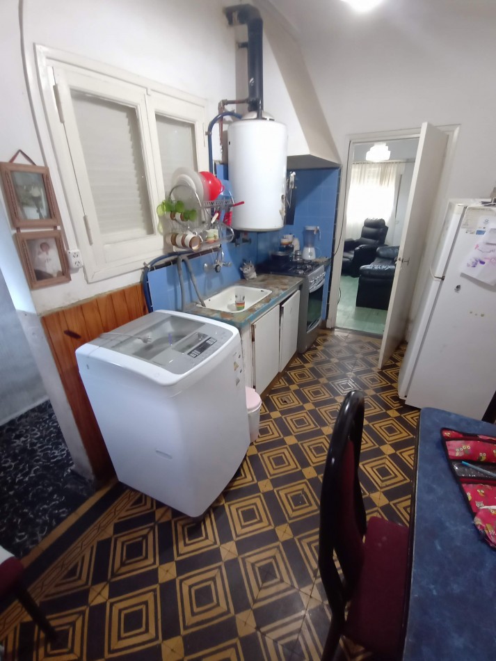 VENTA CASA 3 AMBIENTES.MDP. BARRIO LOS ANDES#327.A RECICLAR.