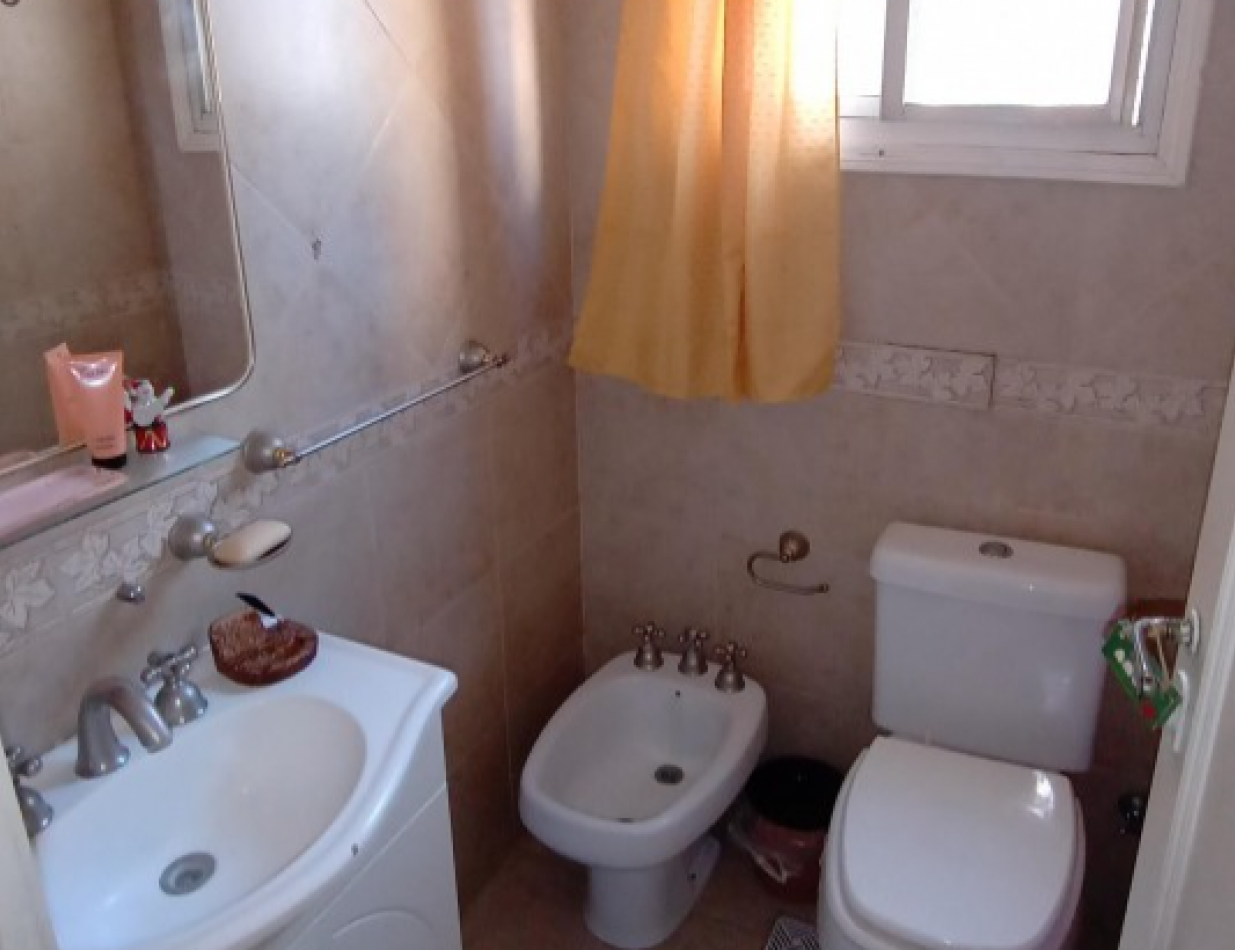 VENTA DEPTO PISO 5 AMBIENTES.AV.COLON.MDP