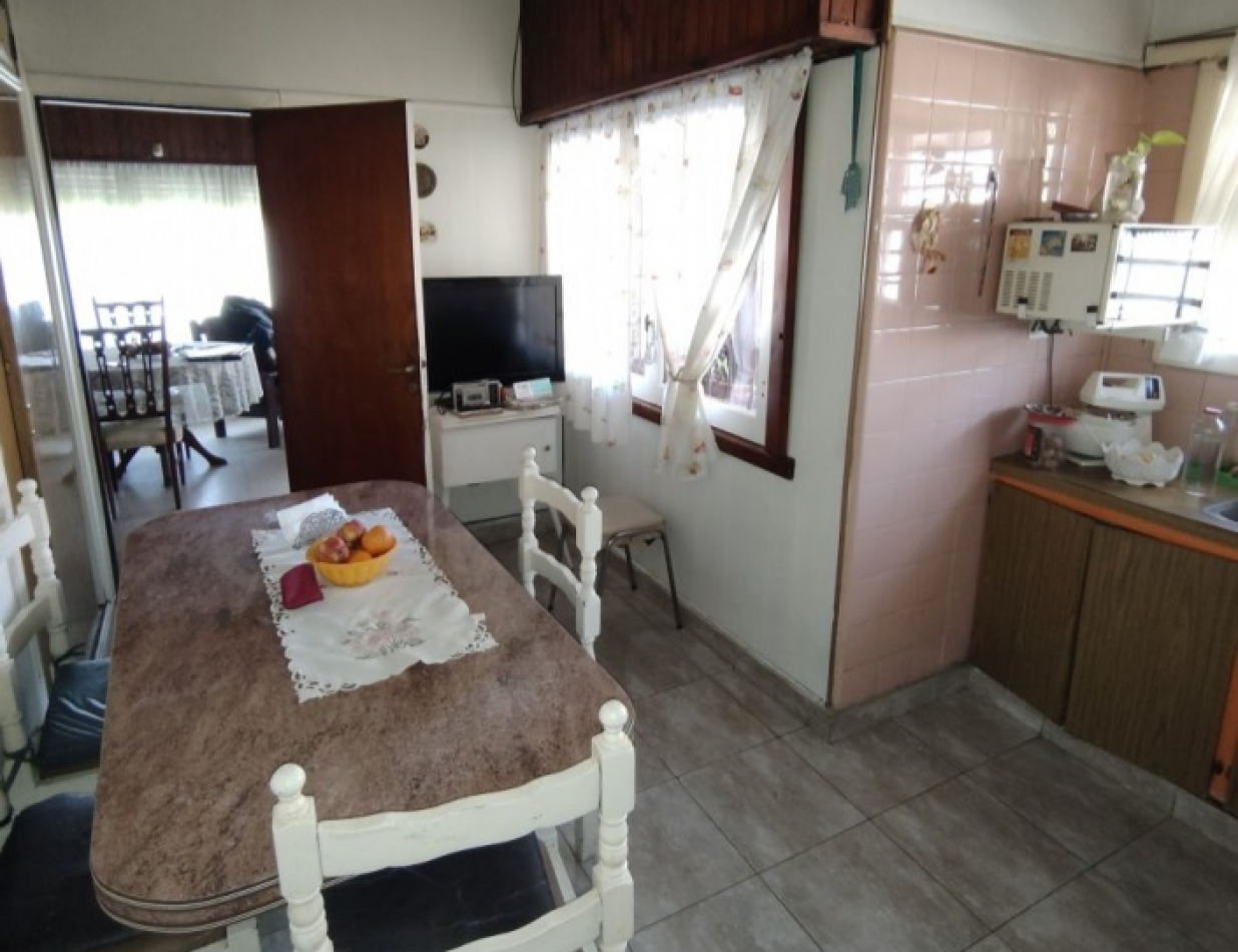 VENTA CASA MAS GALPON.TERMAS HUINCO .MDP