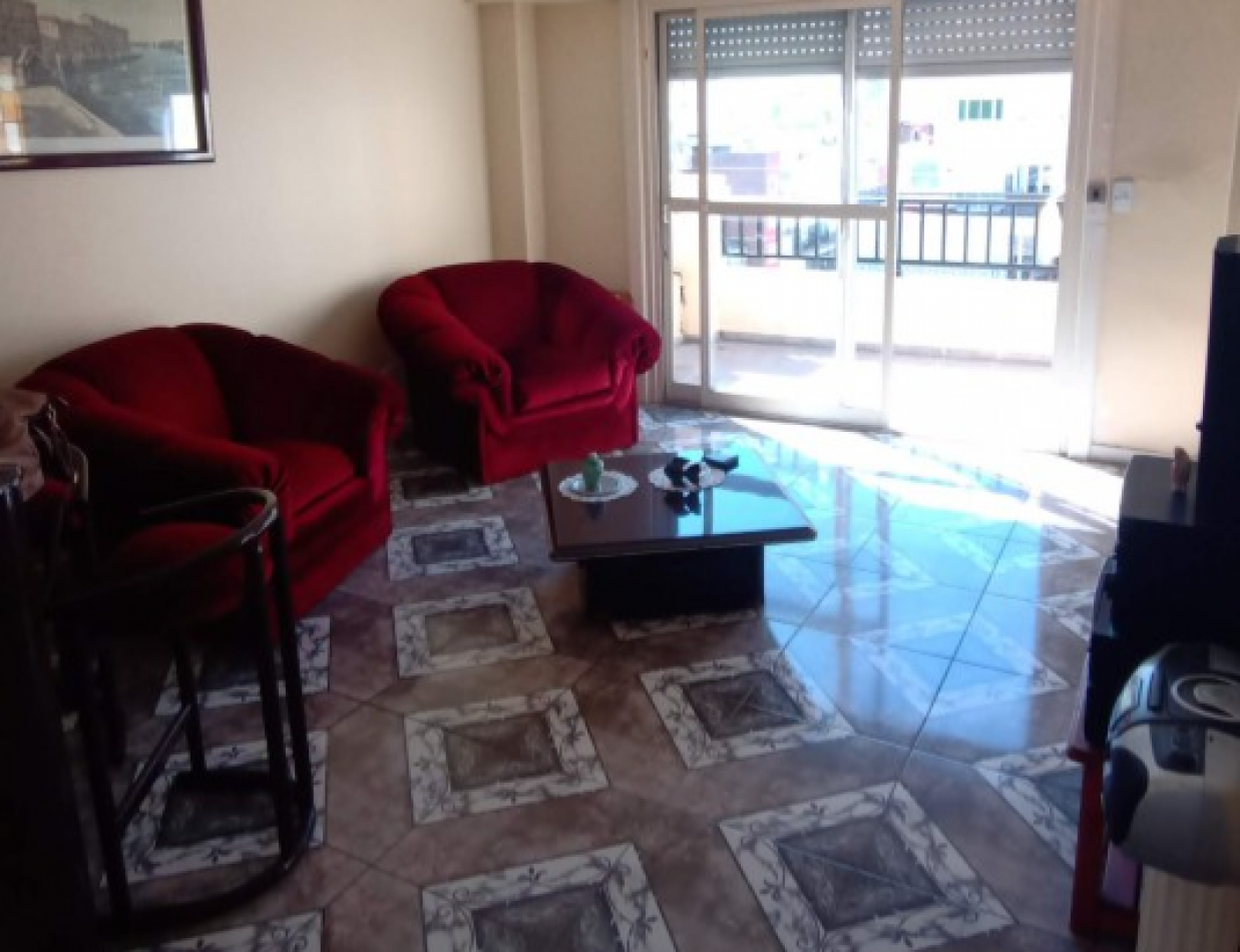 VENTA DEPTO PISO 5 AMBIENTES.AV.COLON.MDP