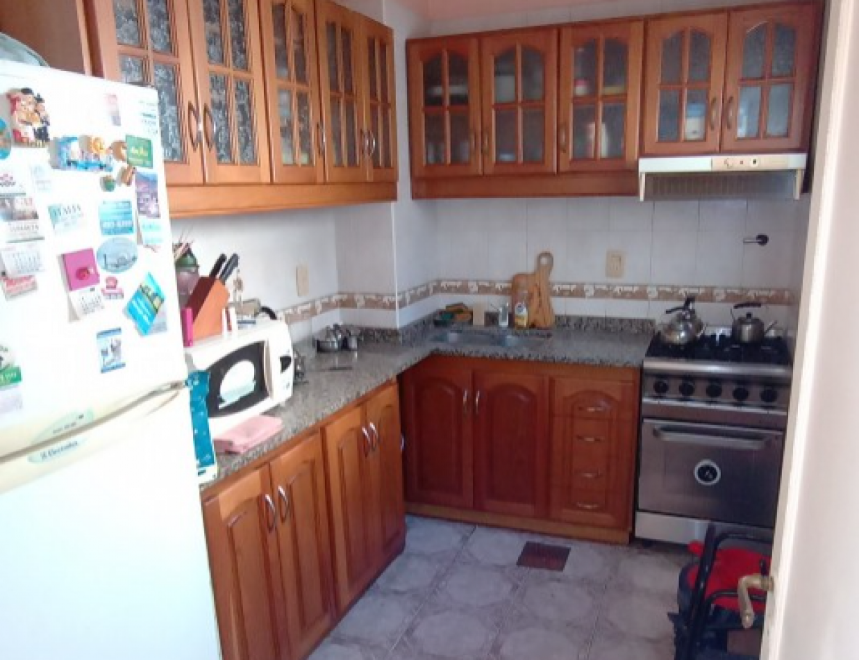 VENTA DEPTO PISO 5 AMBIENTES.AV.COLON.MDP