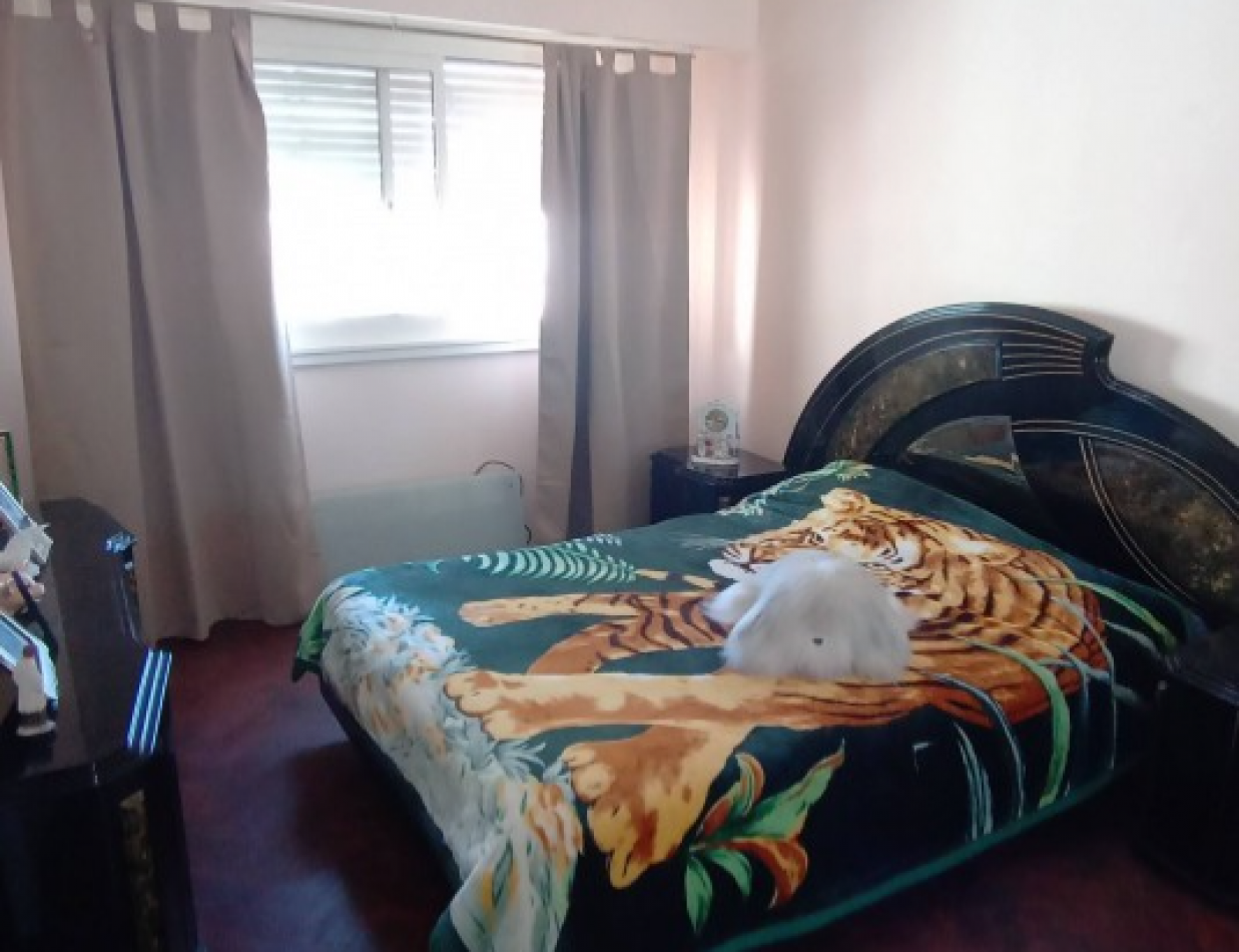 VENTA DEPTO PISO 5 AMBIENTES.AV.COLON.MDP