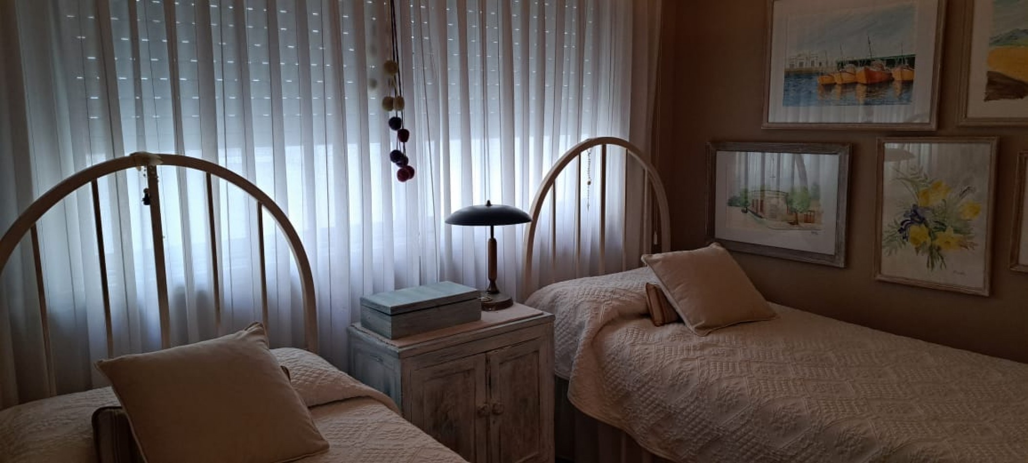 Departamento de 3 amb con balcon a la calle. Ubicado en Av. Libertad e/ Independencia y Salta