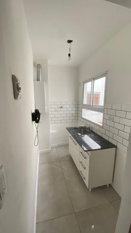 Venta 2 amb lateral. Totalmente reciclado. Zona Paseo Aldrey