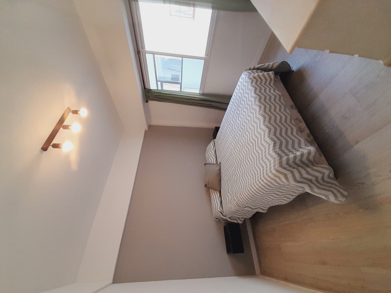 Venta 2 amb lateral. Totalmente reciclado. Zona Paseo Aldrey